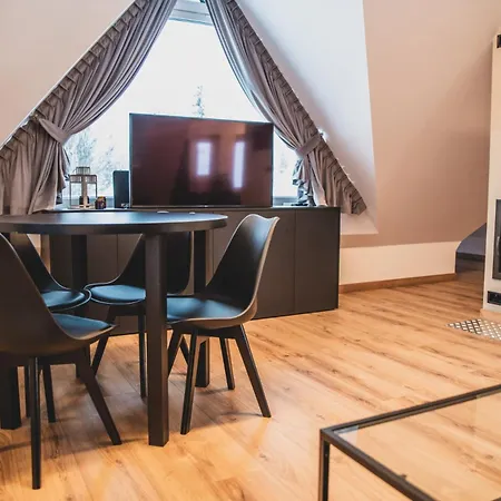 Apartment W Centrum Gorski Krysztal *