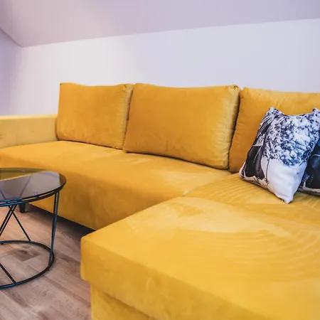 Apartment W Centrum Gorski Krysztal *