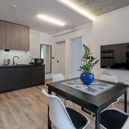 Apartment W Centrum Gorski Krysztal *