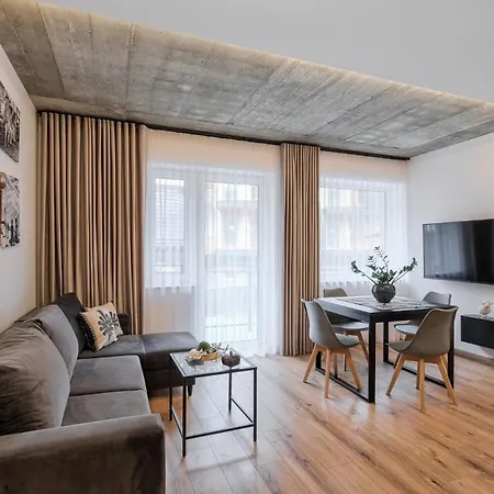 Apartment W Centrum Gorski Krysztal *