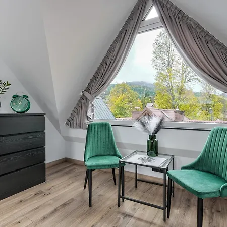 W Centrum Gorski Krysztal, Odkryj-zakopane アパート
